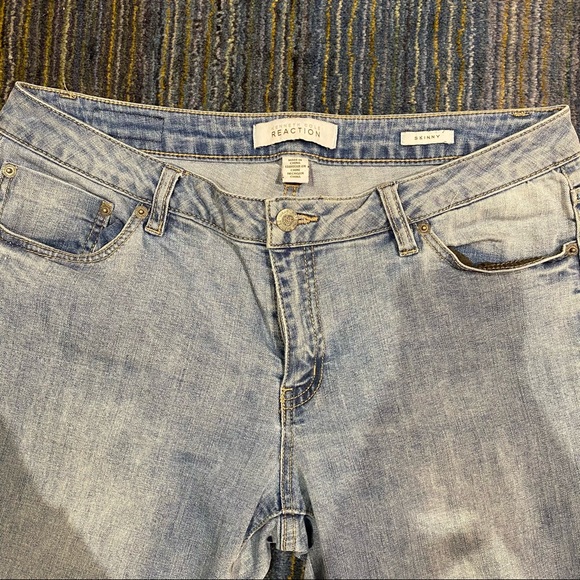 Kenneth Cole Reaction Jeans - Picture 2 of 8